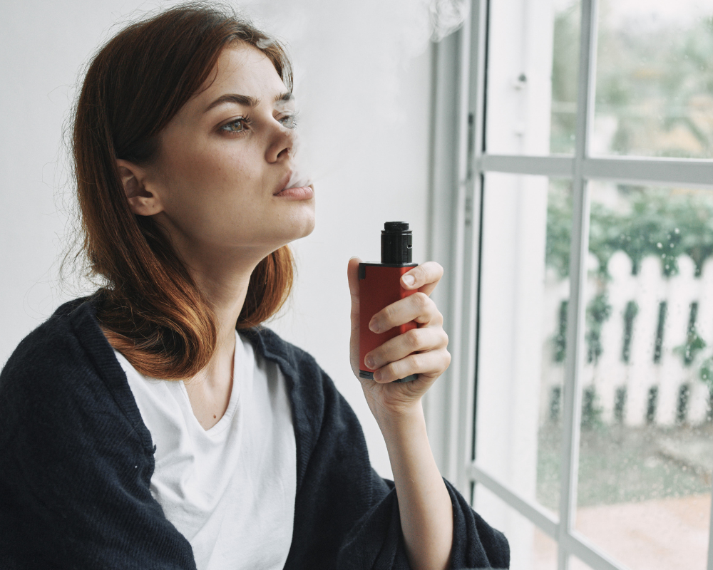 Does Vape Smoke Stick to Walls?